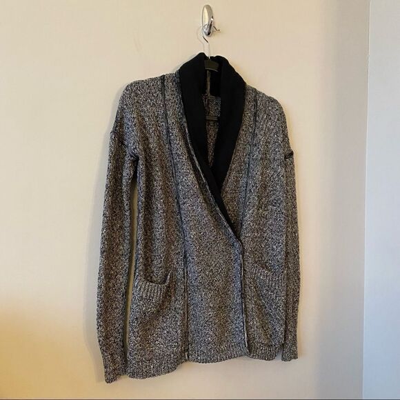 Lululemon Post Practice Cardigan- Ghost / Black - Picture 4 of 16